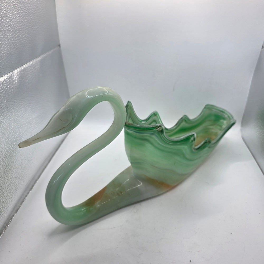Green White Slag Art Glass Swan Bowl Ruffled Edge Large Centerpiece Candy Dish